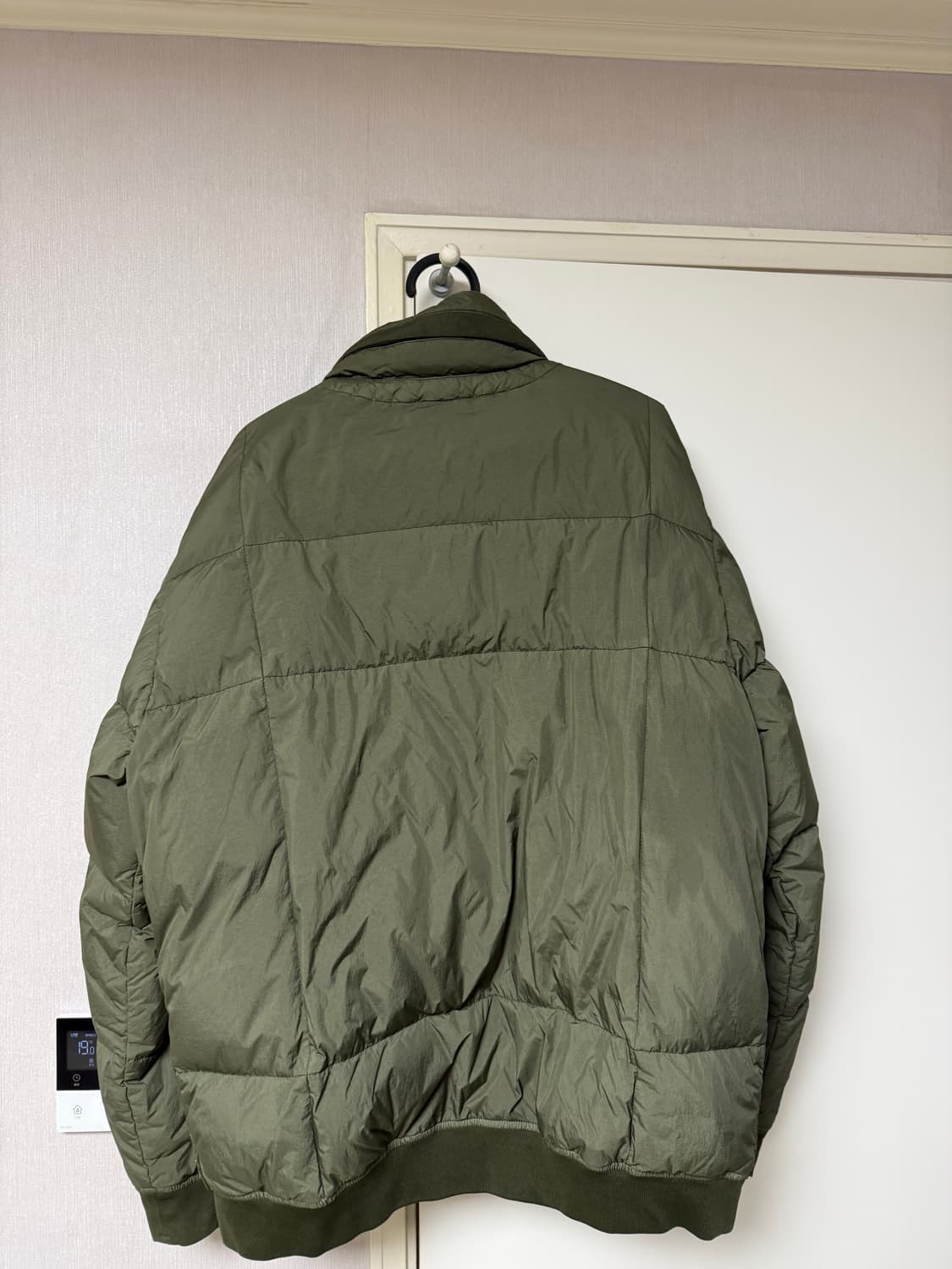 [3XL/XXXL] 스톤아일랜드 크링클랩스 패딩 카키 상품이미지2