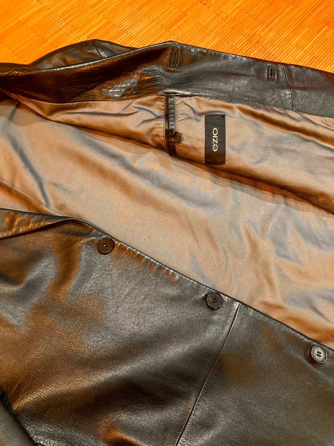 램스킨 쓰리버튼 숏카라 싱글 레더자켓 상품이미지9