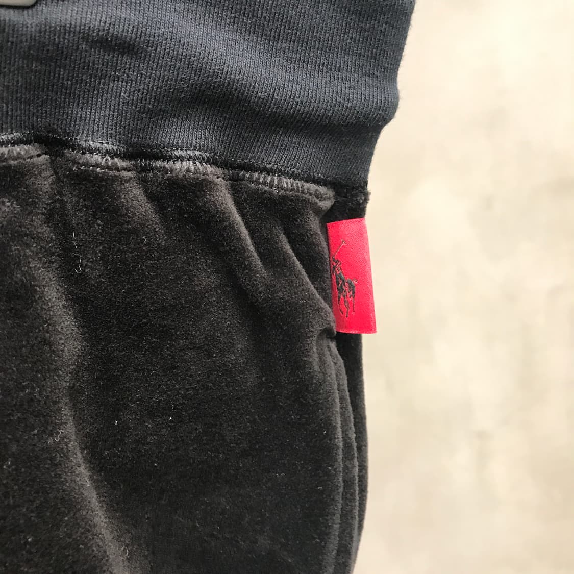 폴로 랄프로렌 벨벳 스웨트팬츠 블랙 XL 상품이미지4