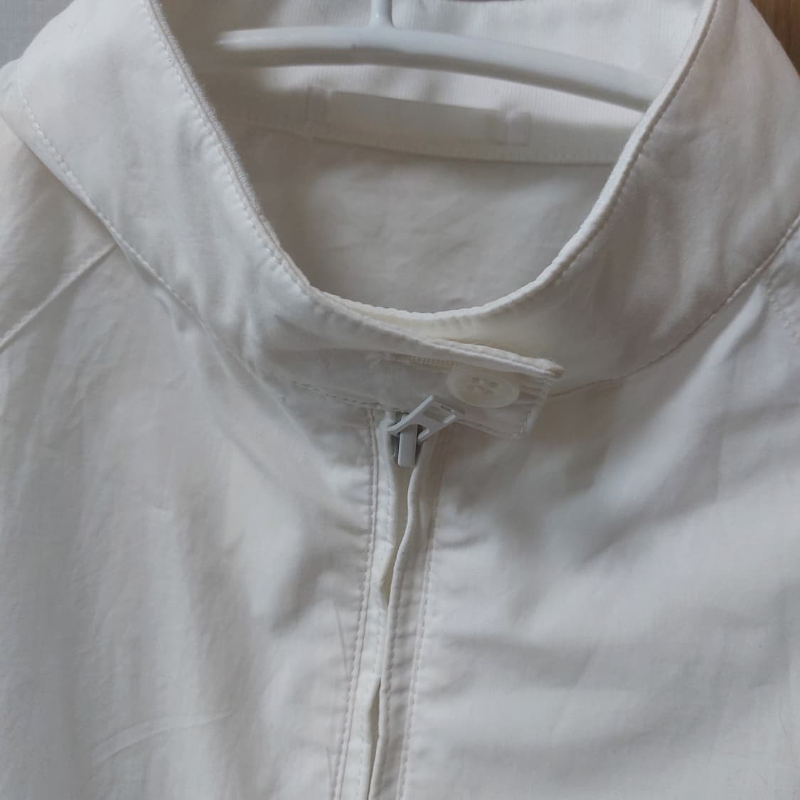 유니클로 코튼 숏 블루종 자켓 화이트 상품이미지3