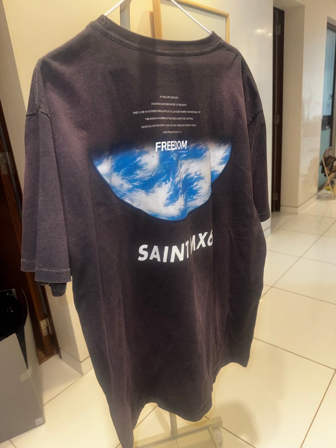 SAINTMxxxxxx AKIRA TEE 상품이미지2