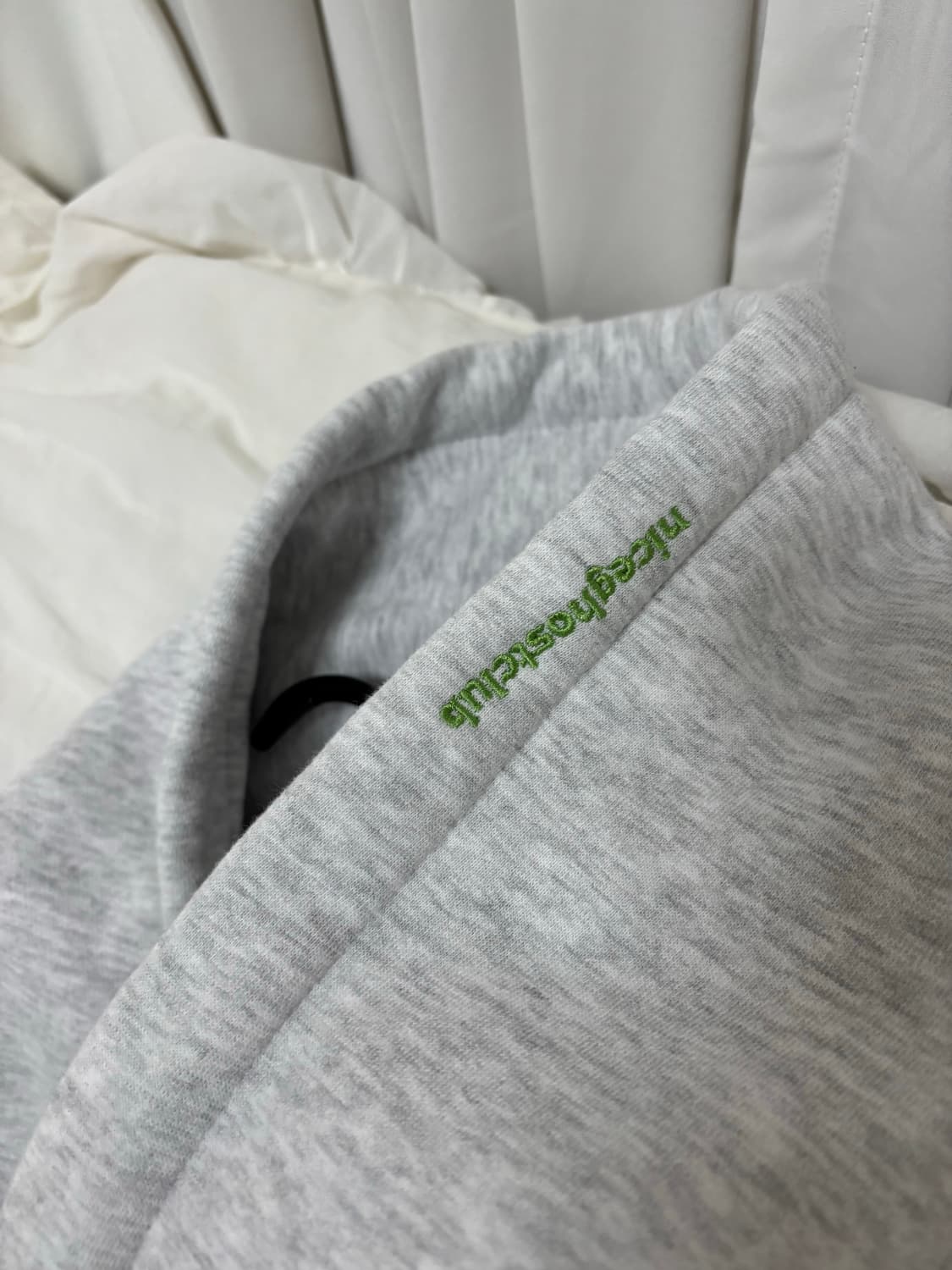 나이스고스트클럽 GUMMY BEAR 후드티 상품이미지4