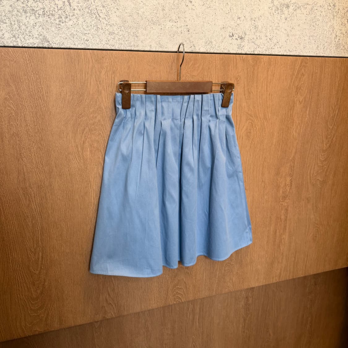 빈티지 밴딩 미디 스커트 턱 플리츠 디테일 플레어핏 라이트 블루 상품이미지2