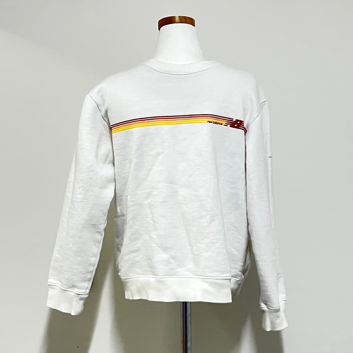 뉴발란스 기모 맨투맨 (여성제품 상품이미지2