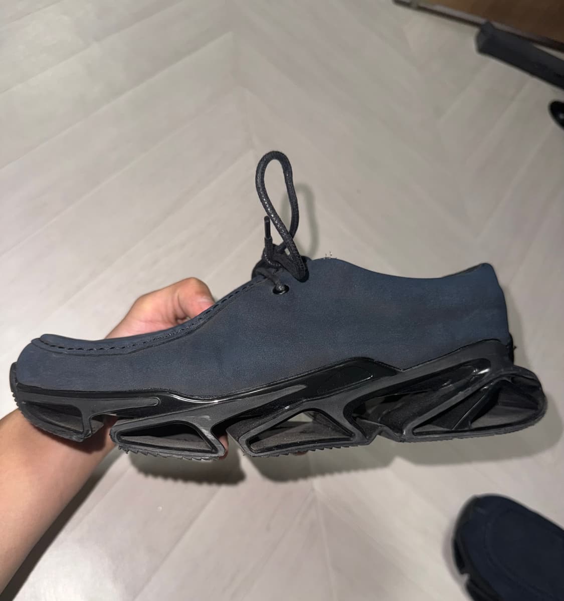 타케오 키쿠치 스니커즈 상품이미지2