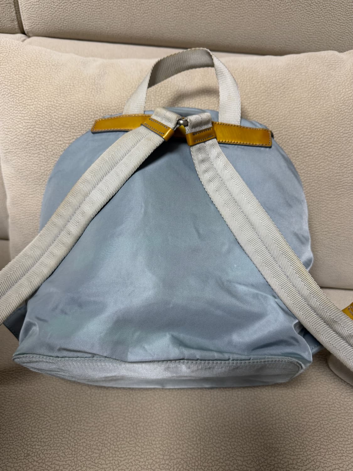 프라다 나일론 라이트 블루실버 백팩 상품이미지2