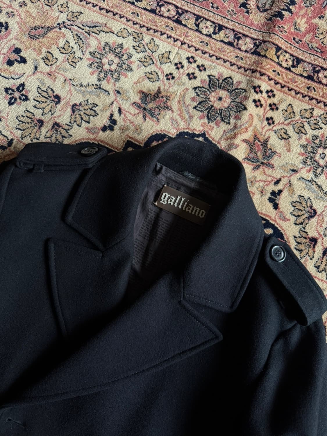 존갈리아노 뉴스페이퍼 컬렉션 아카이브 코트 100 상품이미지3