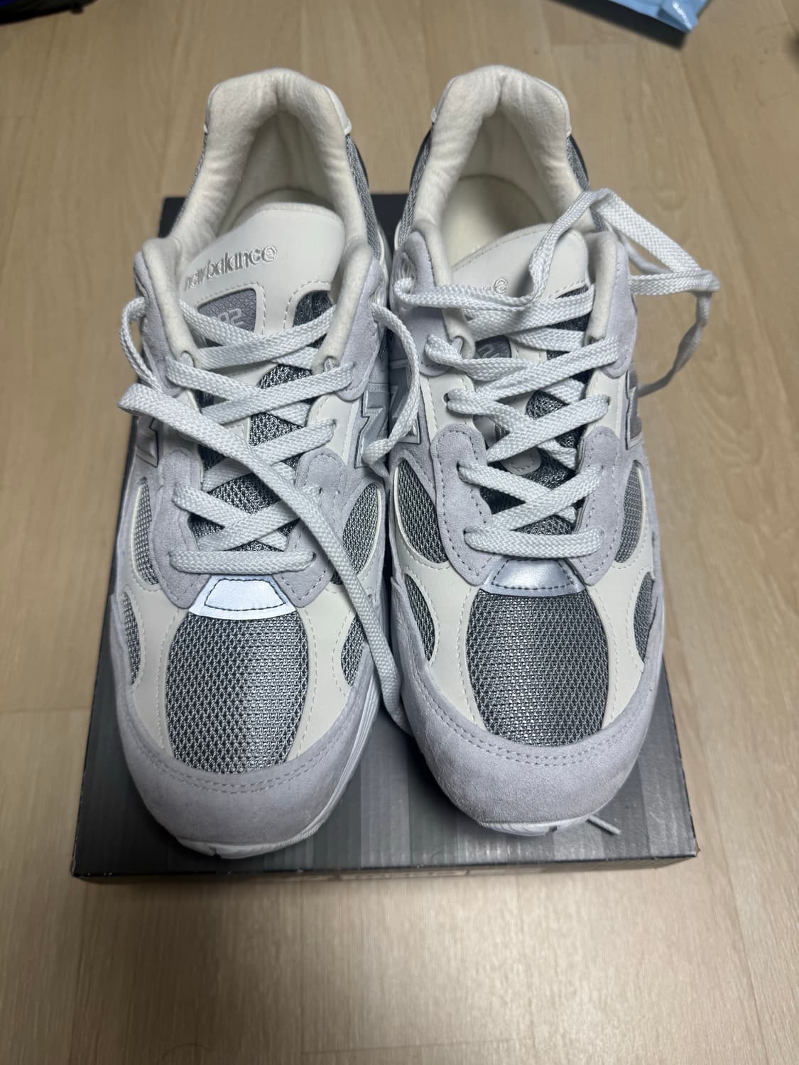 뉴발란스 992 화이트 실버 275 상품이미지2