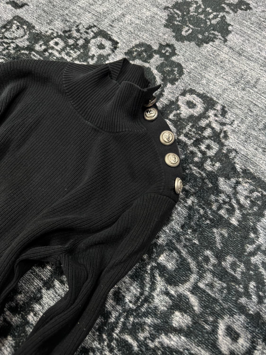 Armani botton structure high neck ribbed 상품이미지3