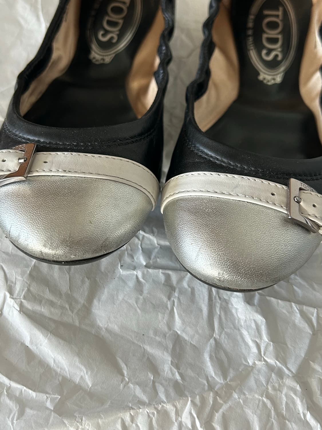 Tod’s 블랙 실버 플랫슈즈 상품이미지3