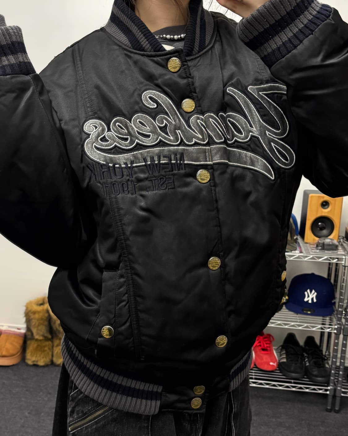 MLB 00s 뉴욕 양키즈 퀼팅 점퍼 블랙 상품이미지3