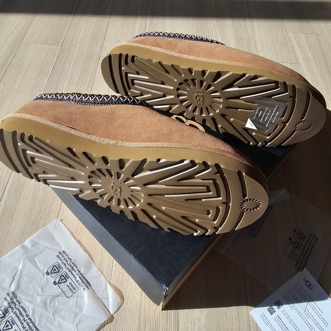 270 US9 새제품) 어그 타스만 체스트넛 남성 방한 뮬 클로그 슬리퍼 상품이미지4