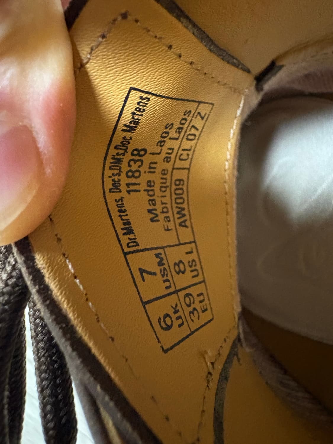 닥터마틴 1461 3홀 크레이지홀스 250 상품이미지7