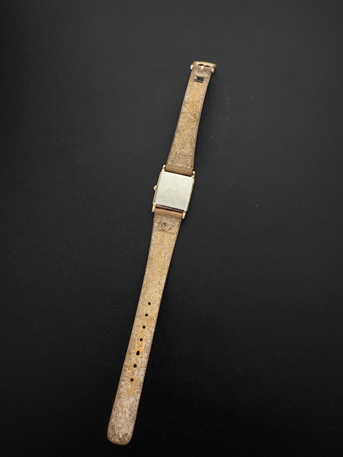 세이코(SEIKO)의 빈티지 쿼츠 시계 상품이미지3