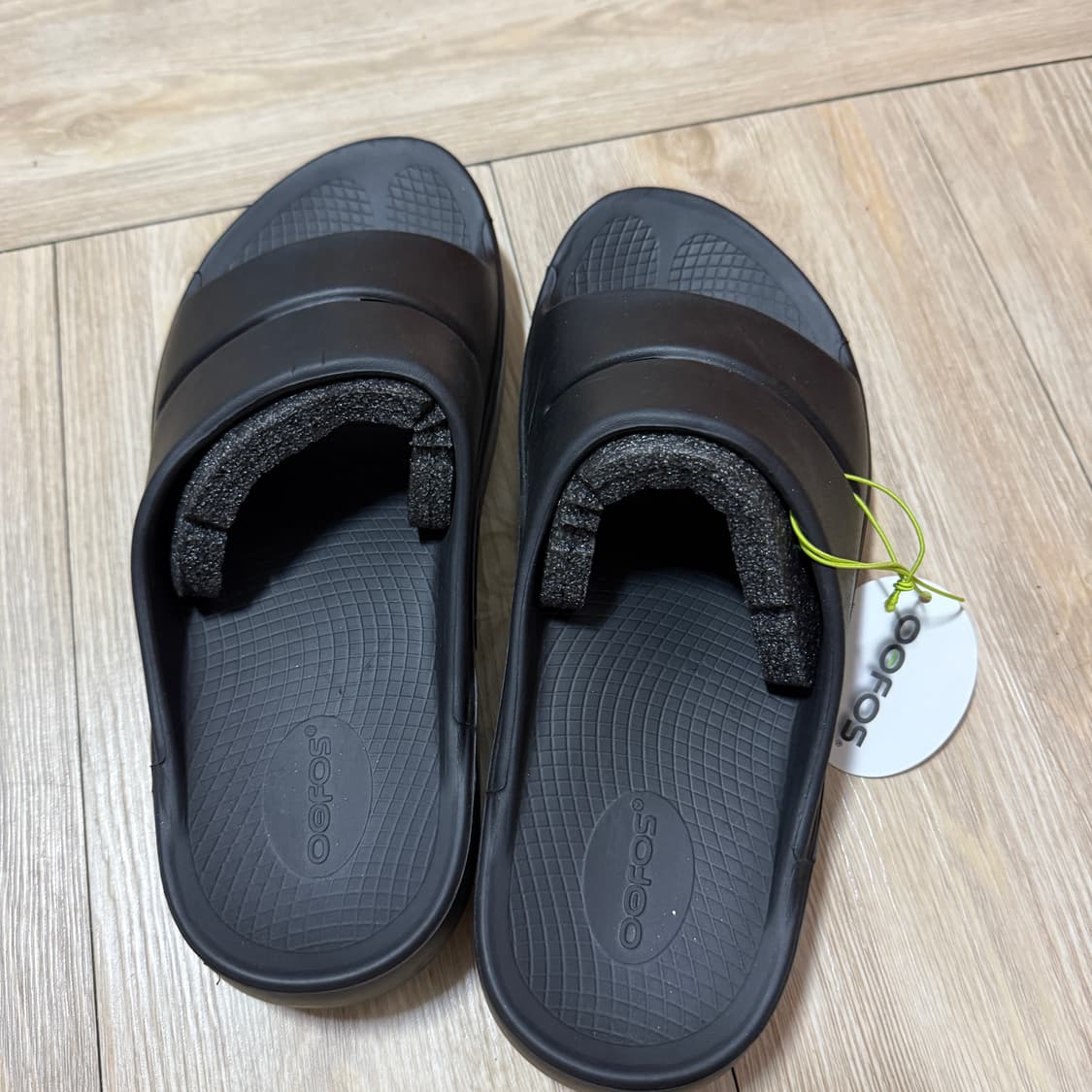 m10,280) 50,000원 우포스 우아 슬리퍼 블랙 상품이미지2