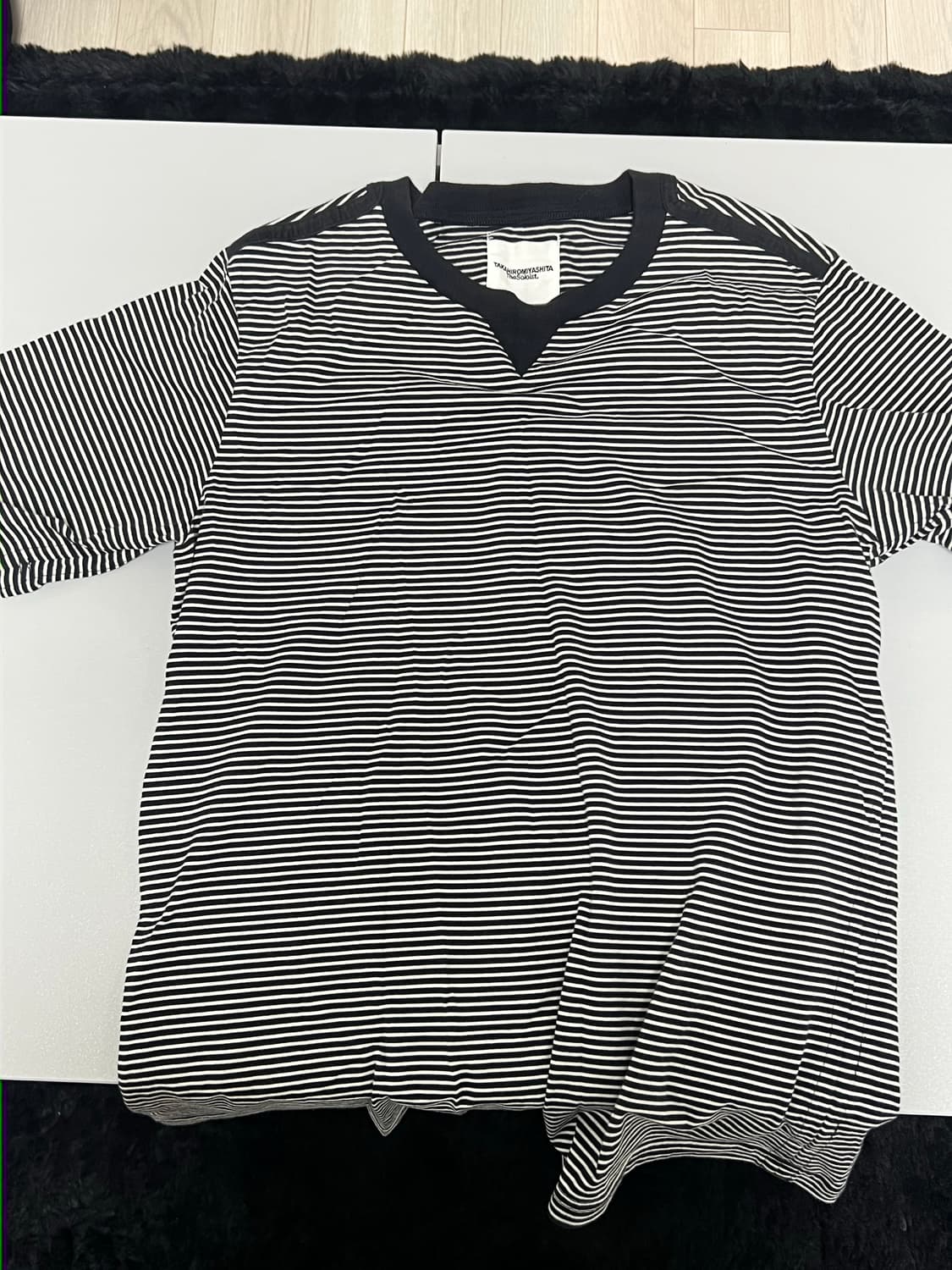 46) 솔로이스트 티셔츠 상품이미지1