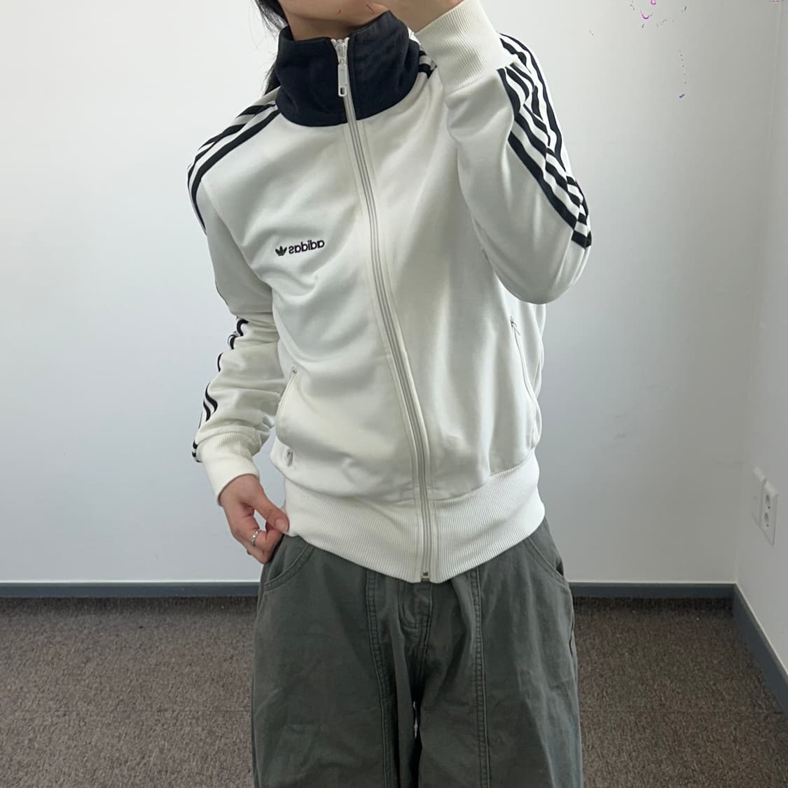 Adidas 아디다스 백포인트 블랙 트랙탑 크림 져지 상품이미지1