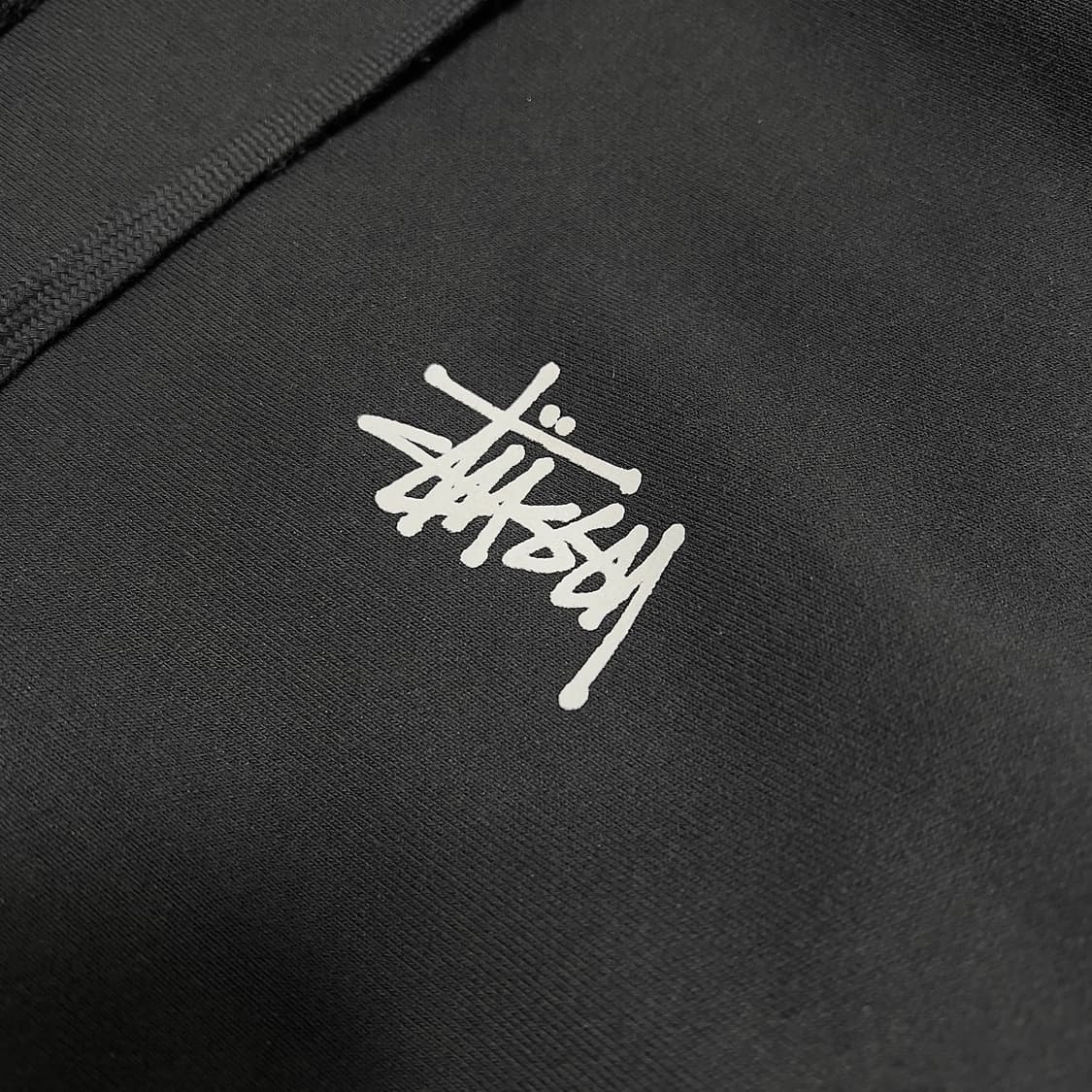 (1회착 크림 구매 우체국 택포가격) 스투시 베이직 후드 블랙  XL 상품이미지4