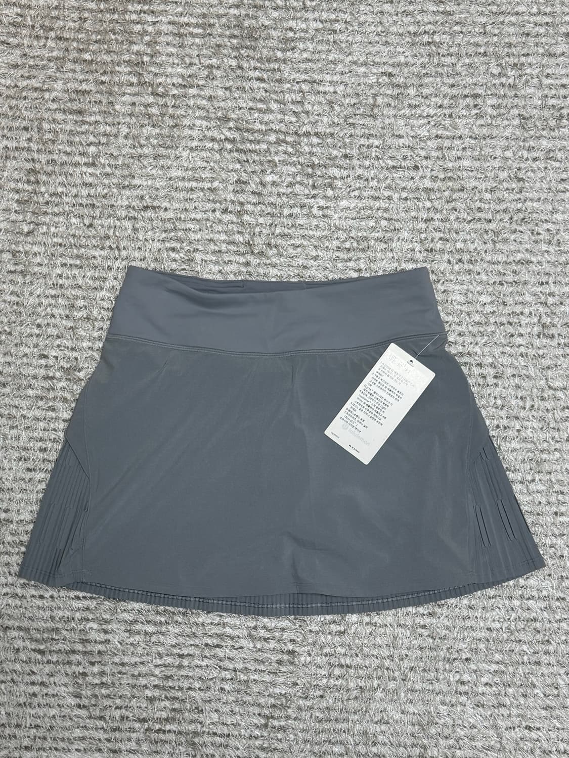 (택o 미착) 룰루레몬 테니스 스커트  6 170/68A 상품이미지1