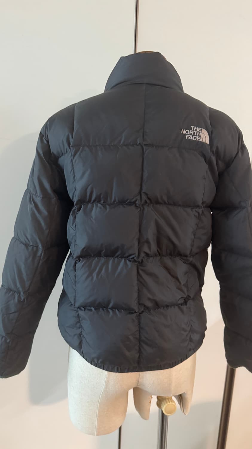 노스페이스 구스 양면 패딩입니다 상품이미지5