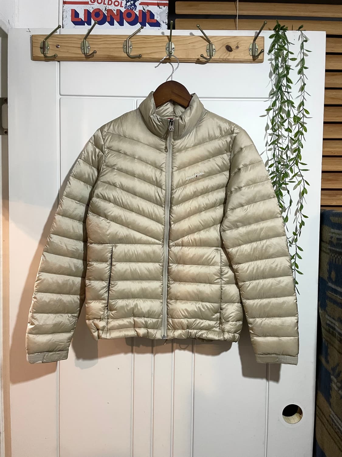 덕다운 경량패딩 상품이미지1