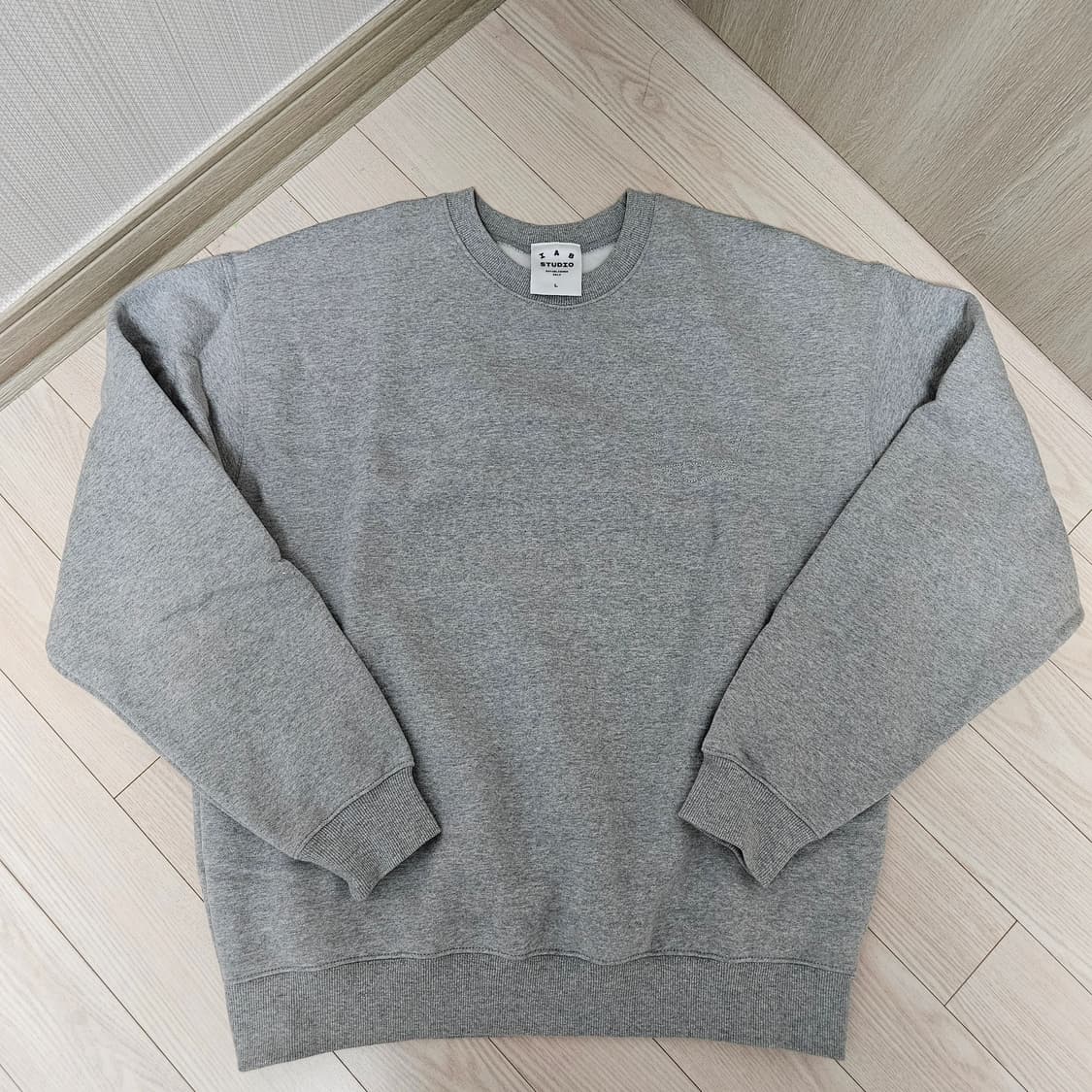 아이앱 엠보스드 맨투맨/L 상품이미지2