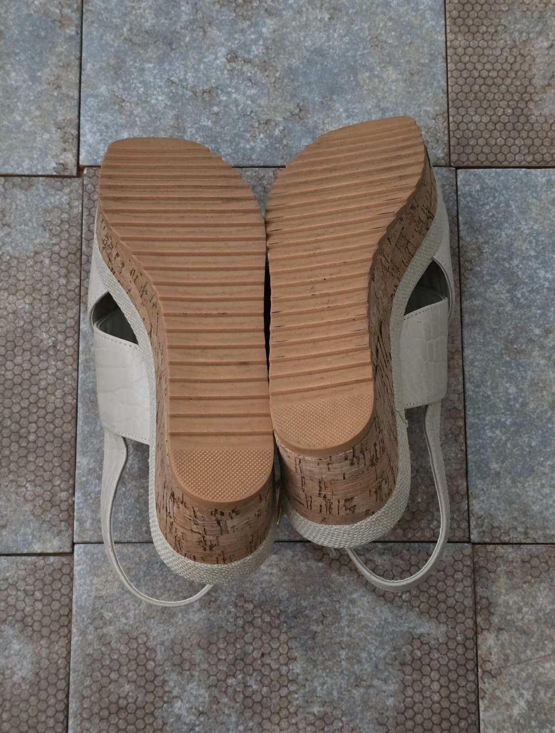 (230)베라왕 플랫폼 웨지 샌들 상품이미지8