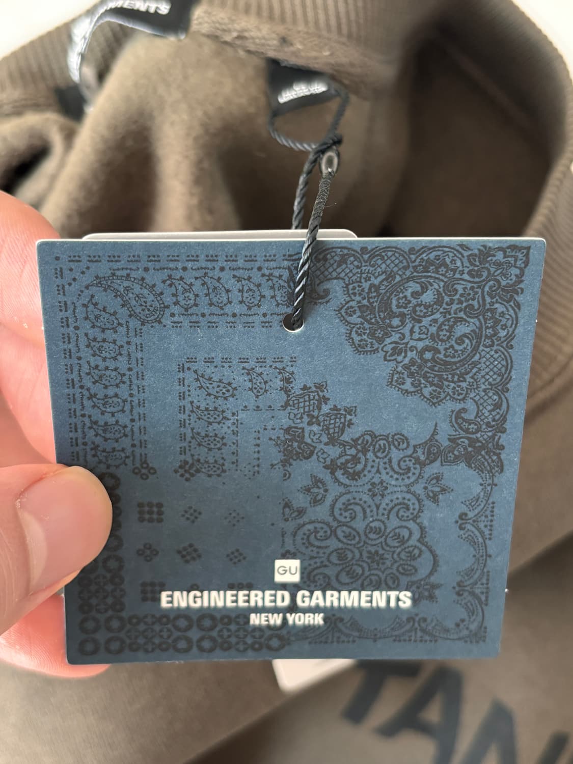 GU x Engineered Garments 올리브 스웻셔츠 (M) 상품이미지7