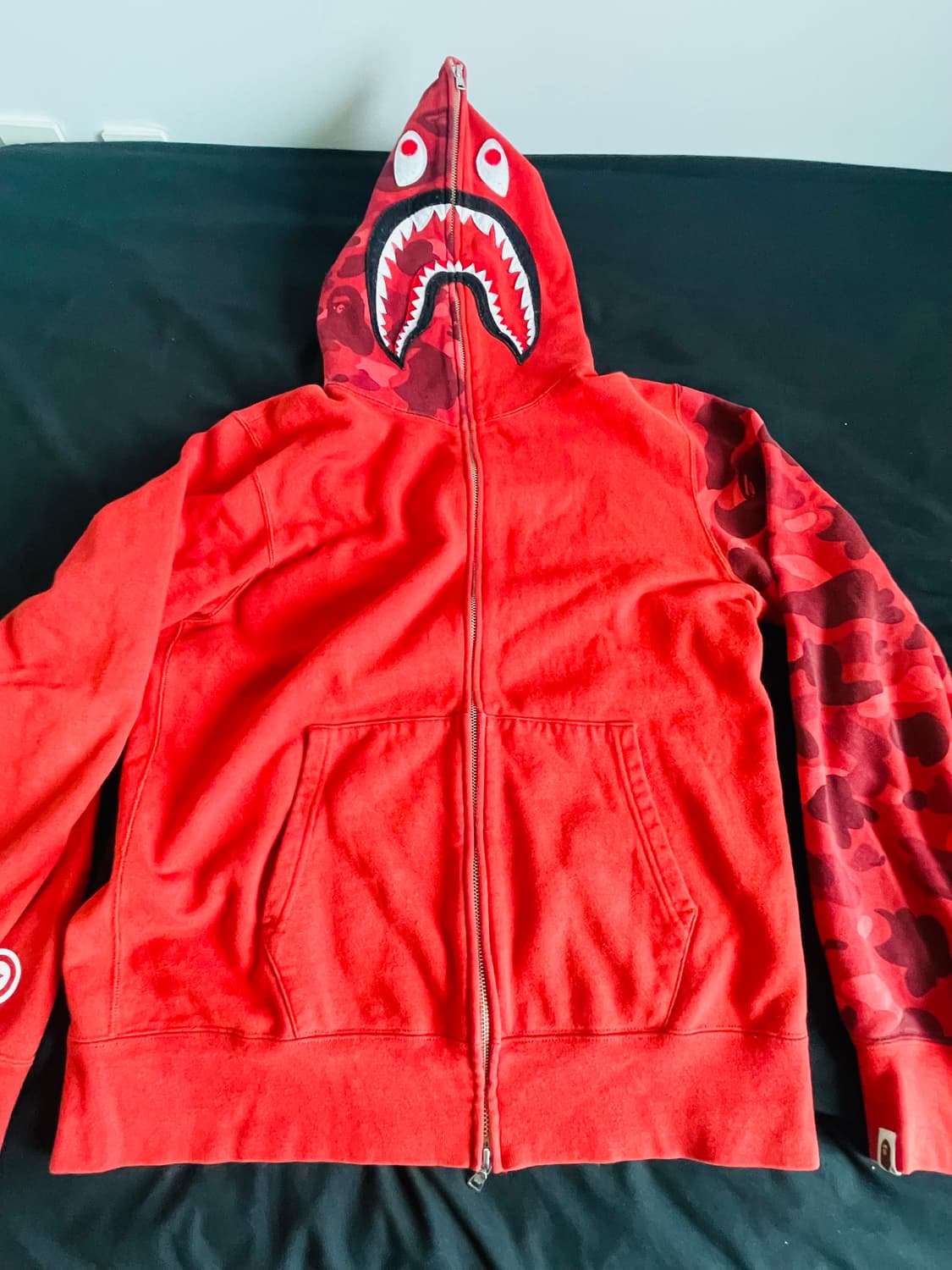 Bape 베이프 레드 카모 샤크 후드집업 상품이미지1
