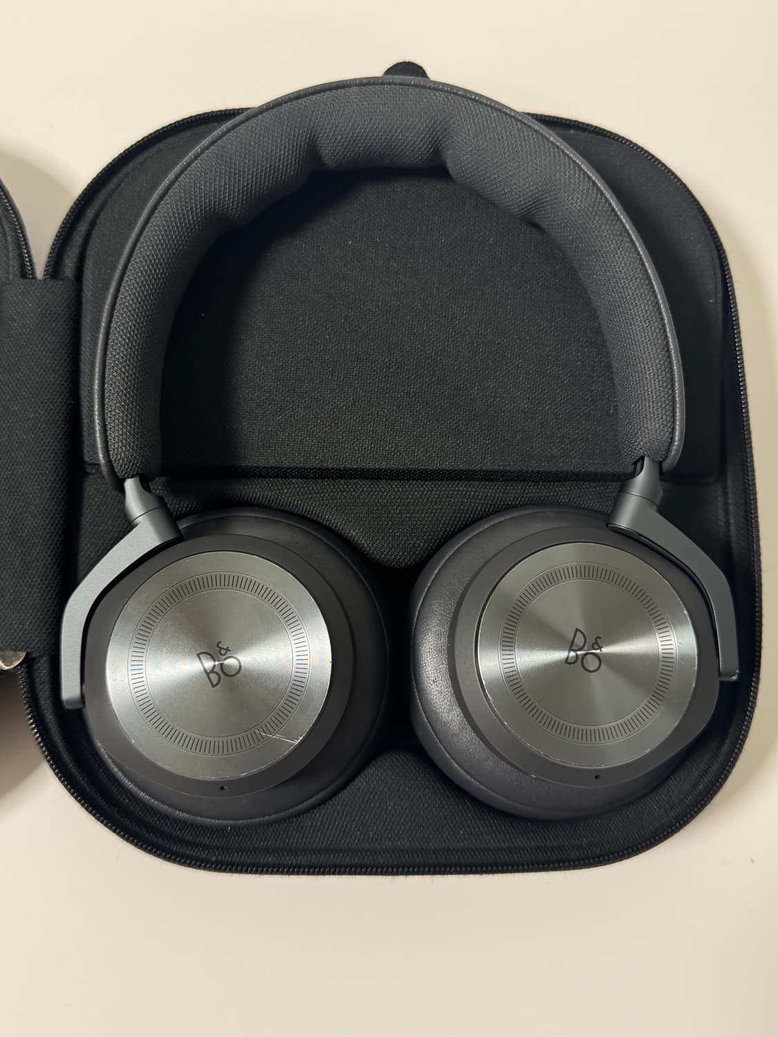 뱅앤올룹슨HX 상품이미지2