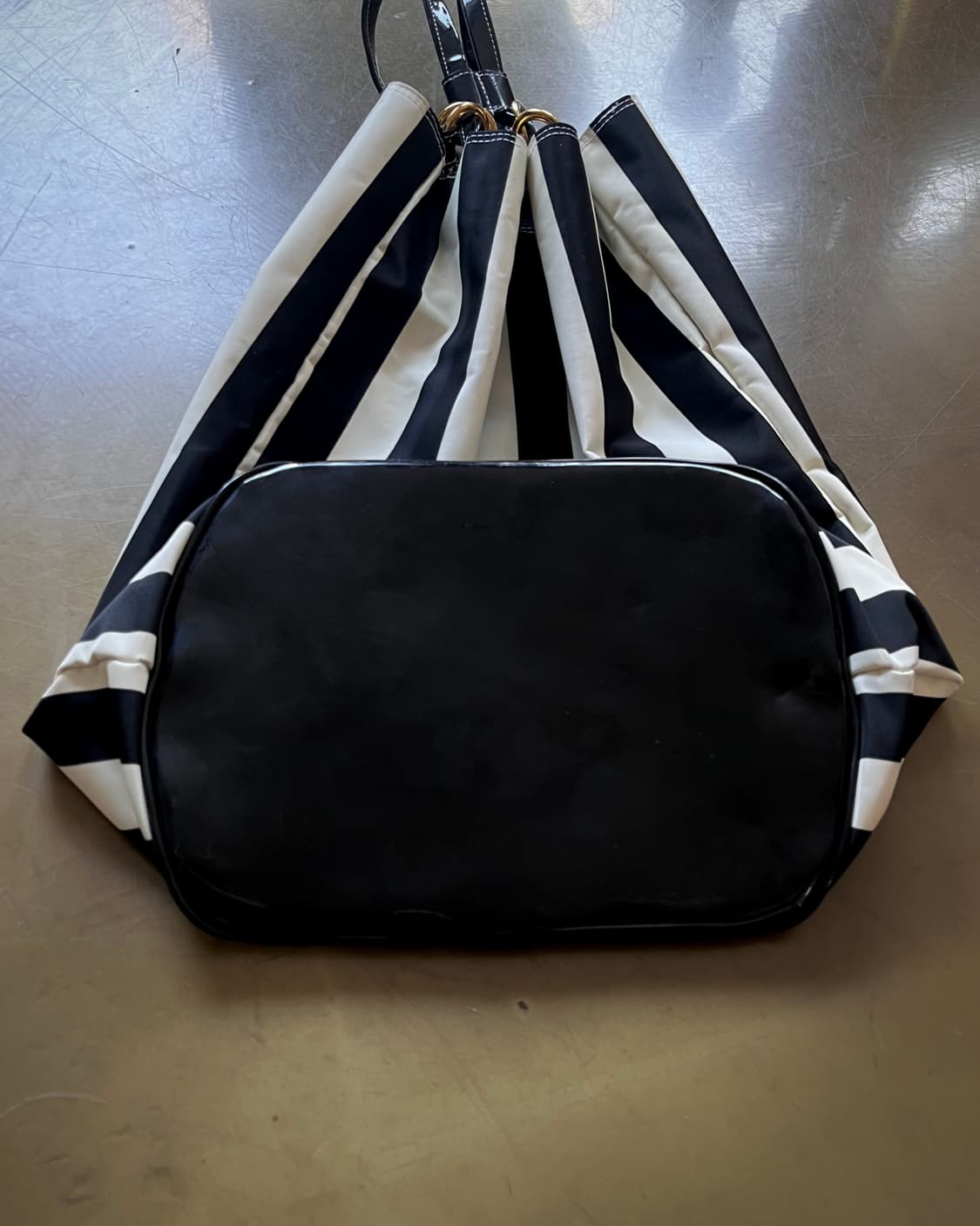 ViVi fleurs Stripe Bucket Duffle Bag 상품이미지9