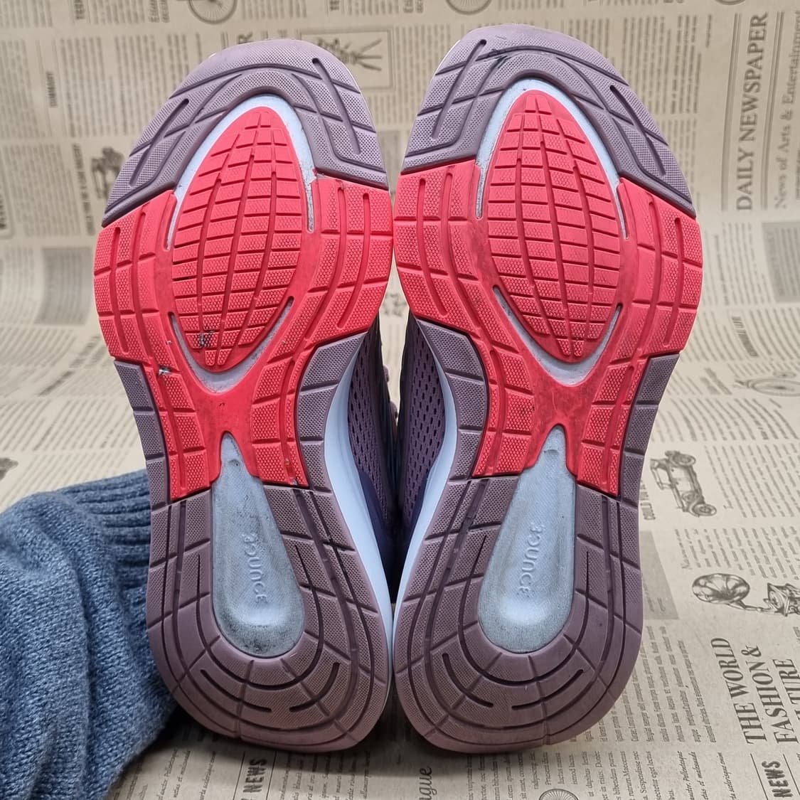 아디다스 EQ21 여성런닝화230  상품이미지3