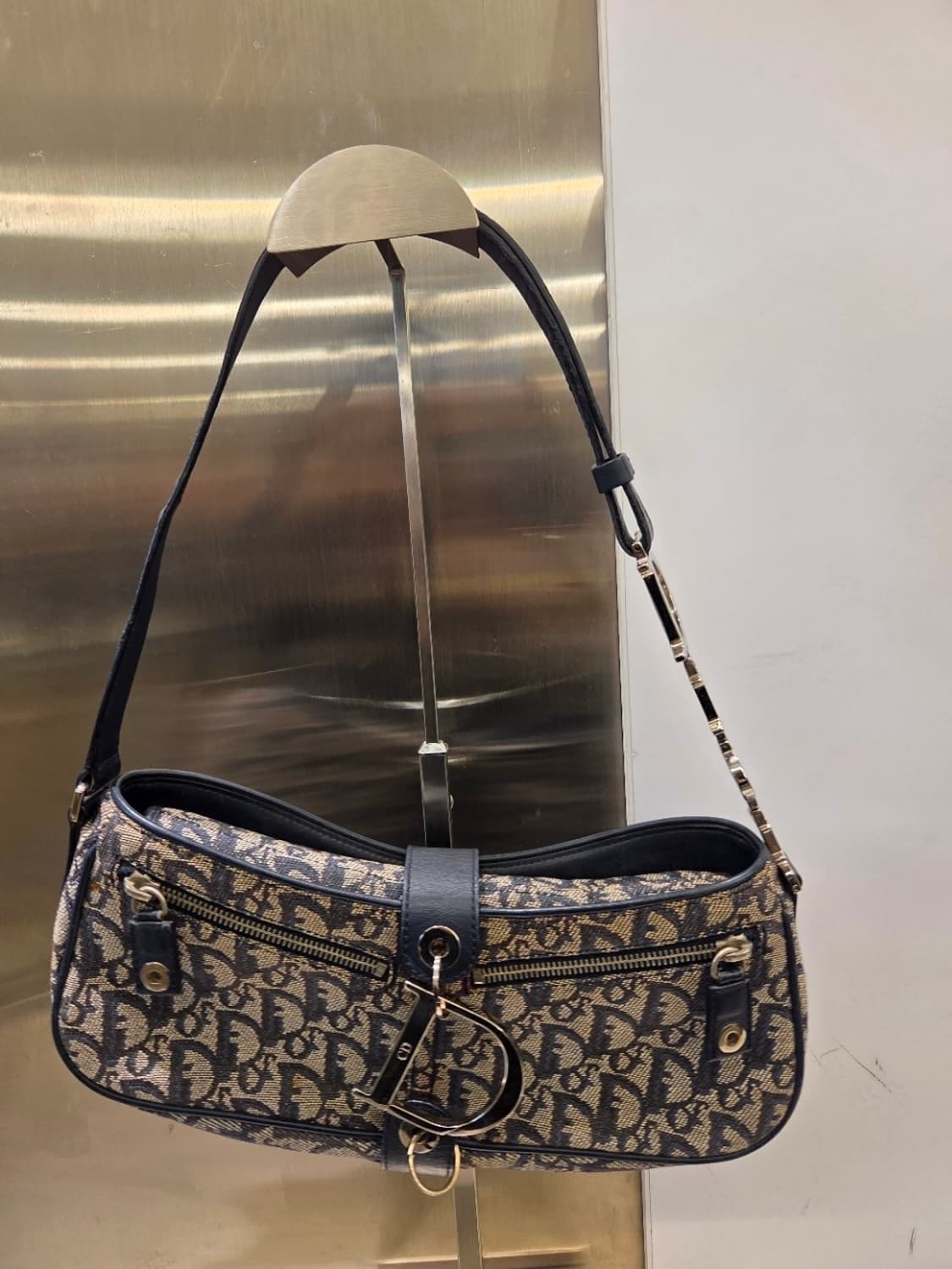 디올 오블리크 디링 숄더백 상품이미지1