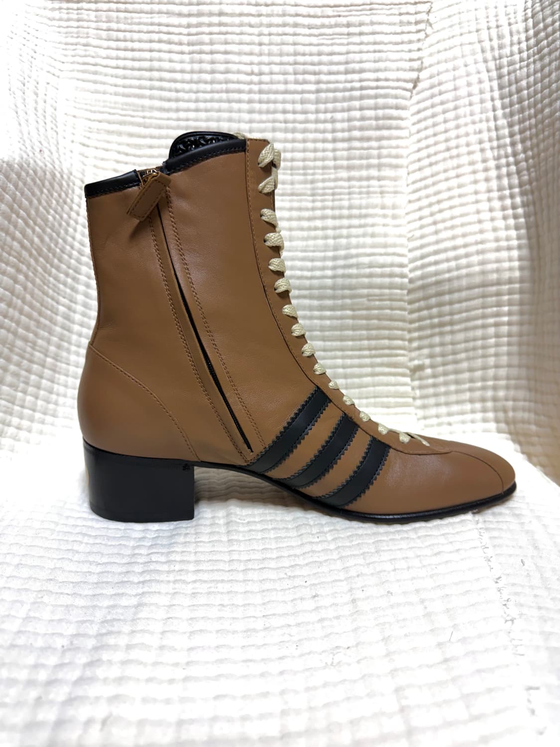 구찌 아디다스 오리지널 슬라이드 브라운 상품이미지2