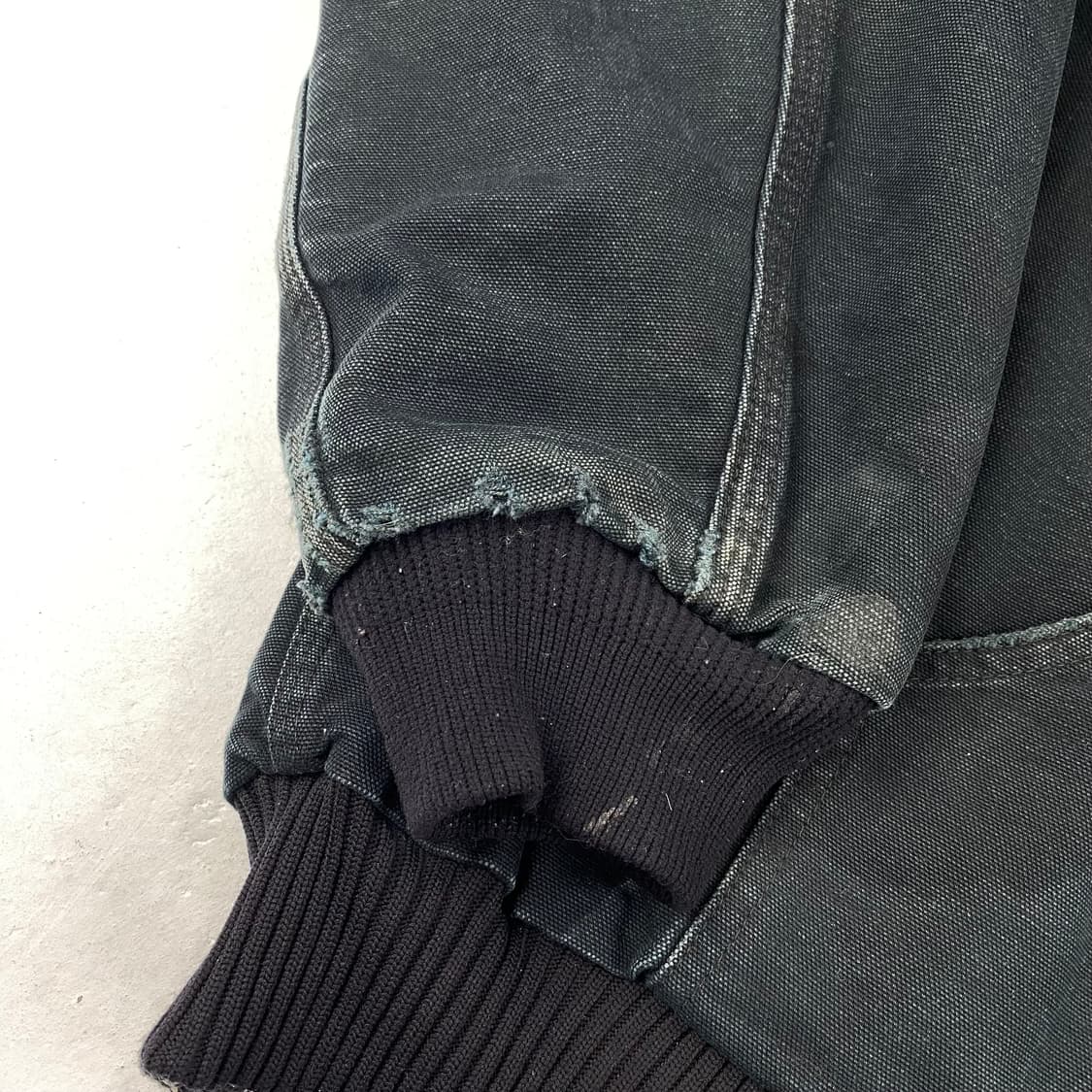 칼하트 USA OG J140 샌드스톤 블랙 워크 자켓 (110) 상품이미지5