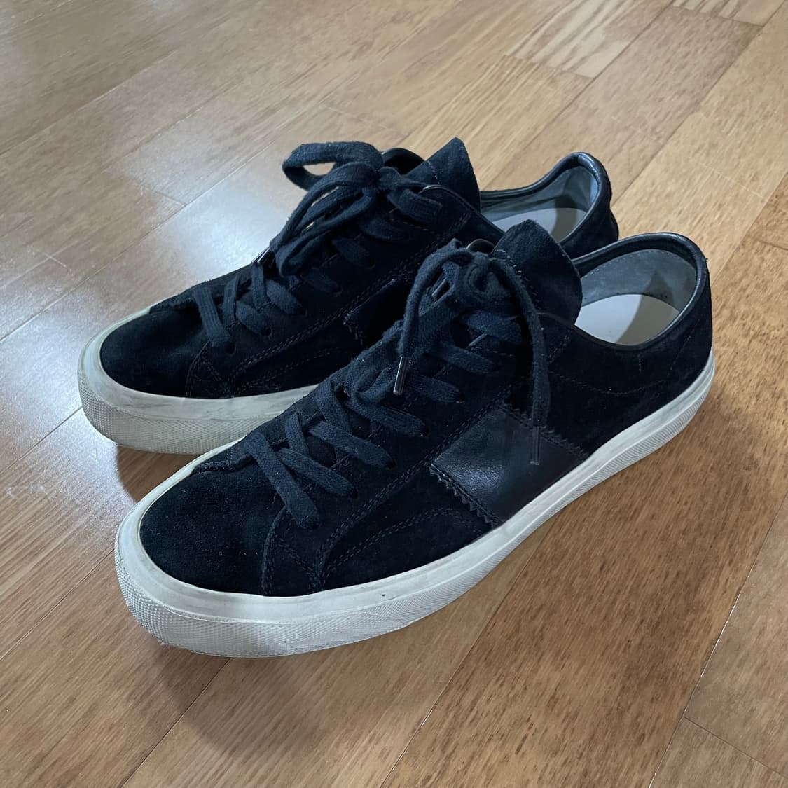 톰포드 스웨이드 스니커즈 245 상품이미지3