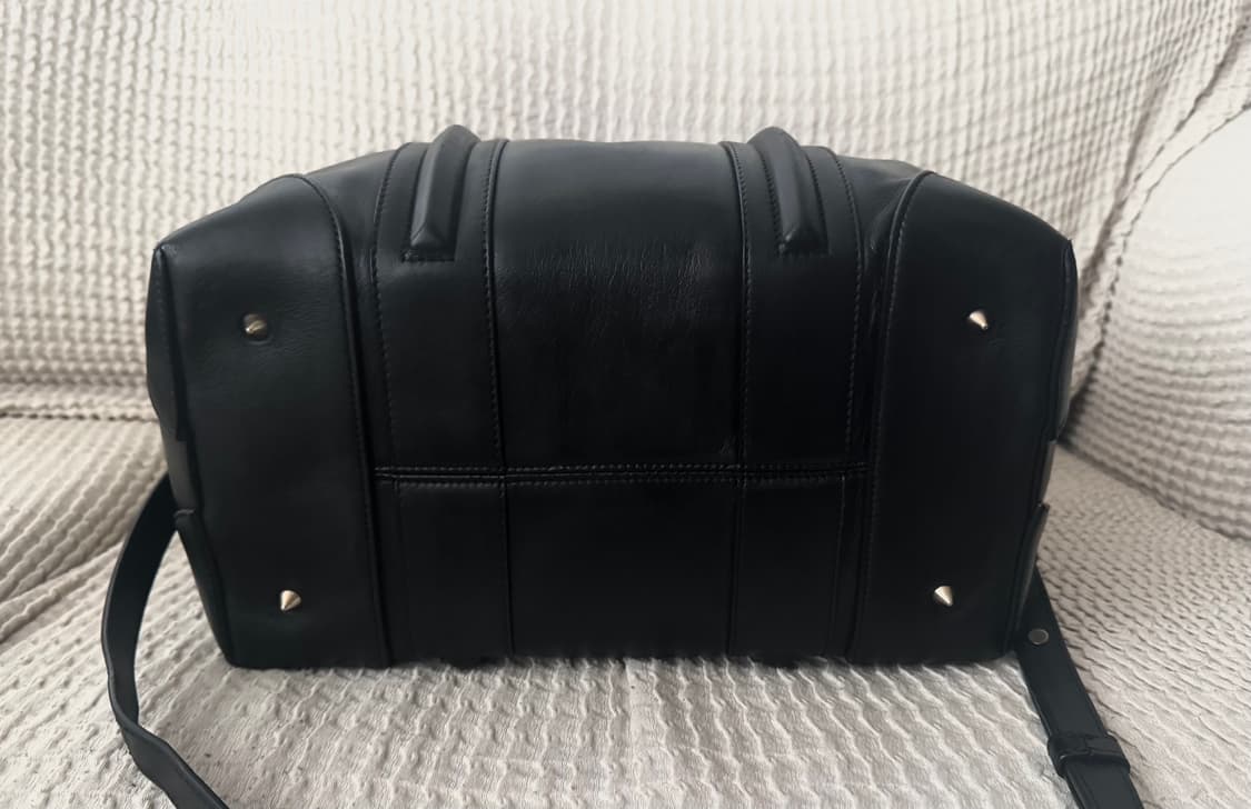 지방시 루크레지아 토트 숄더백 보스톤백 더플백 상품이미지5