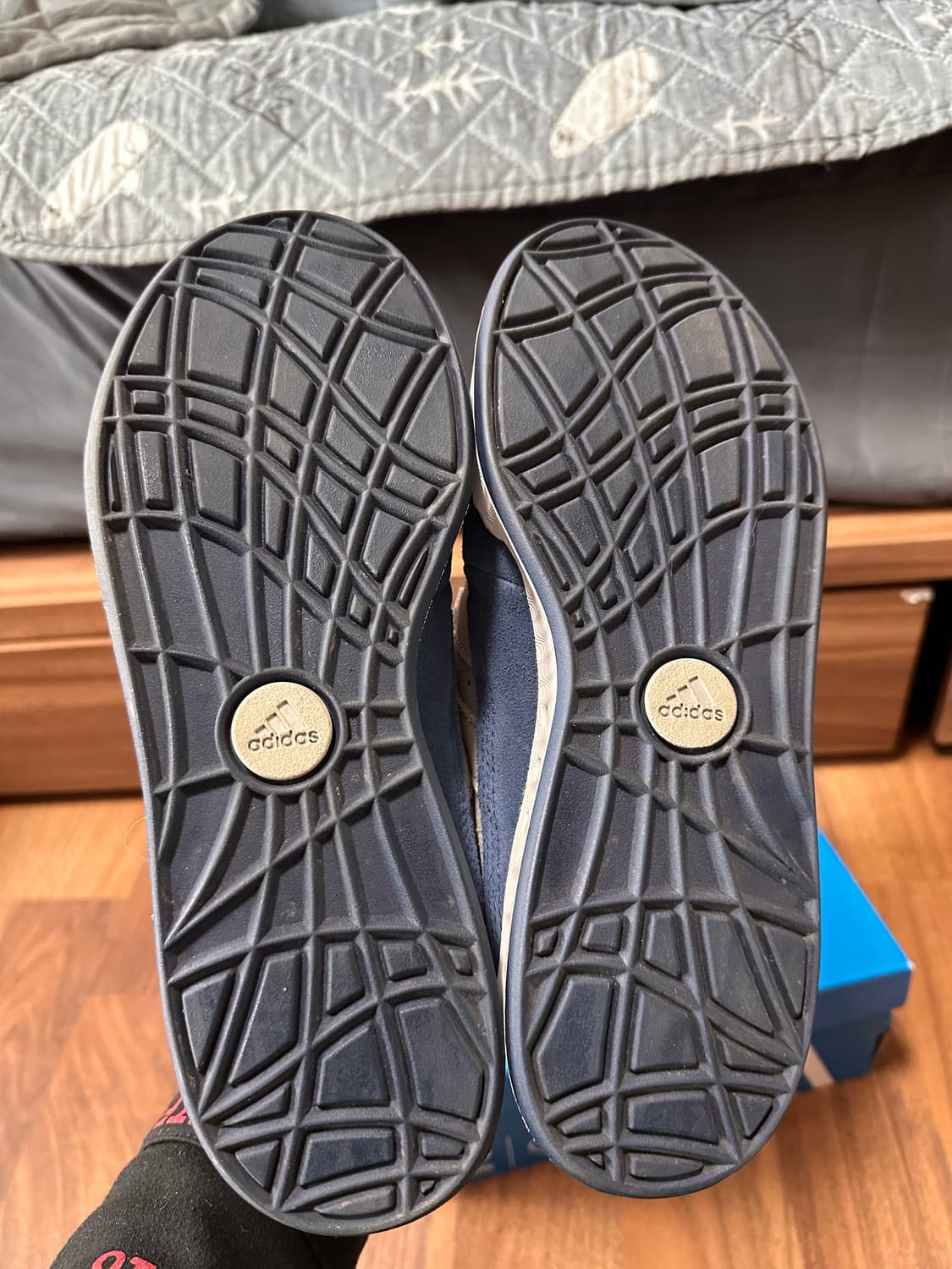 260) 아디다스 x 휴먼 메이드 아디매틱 그레이 상품이미지3