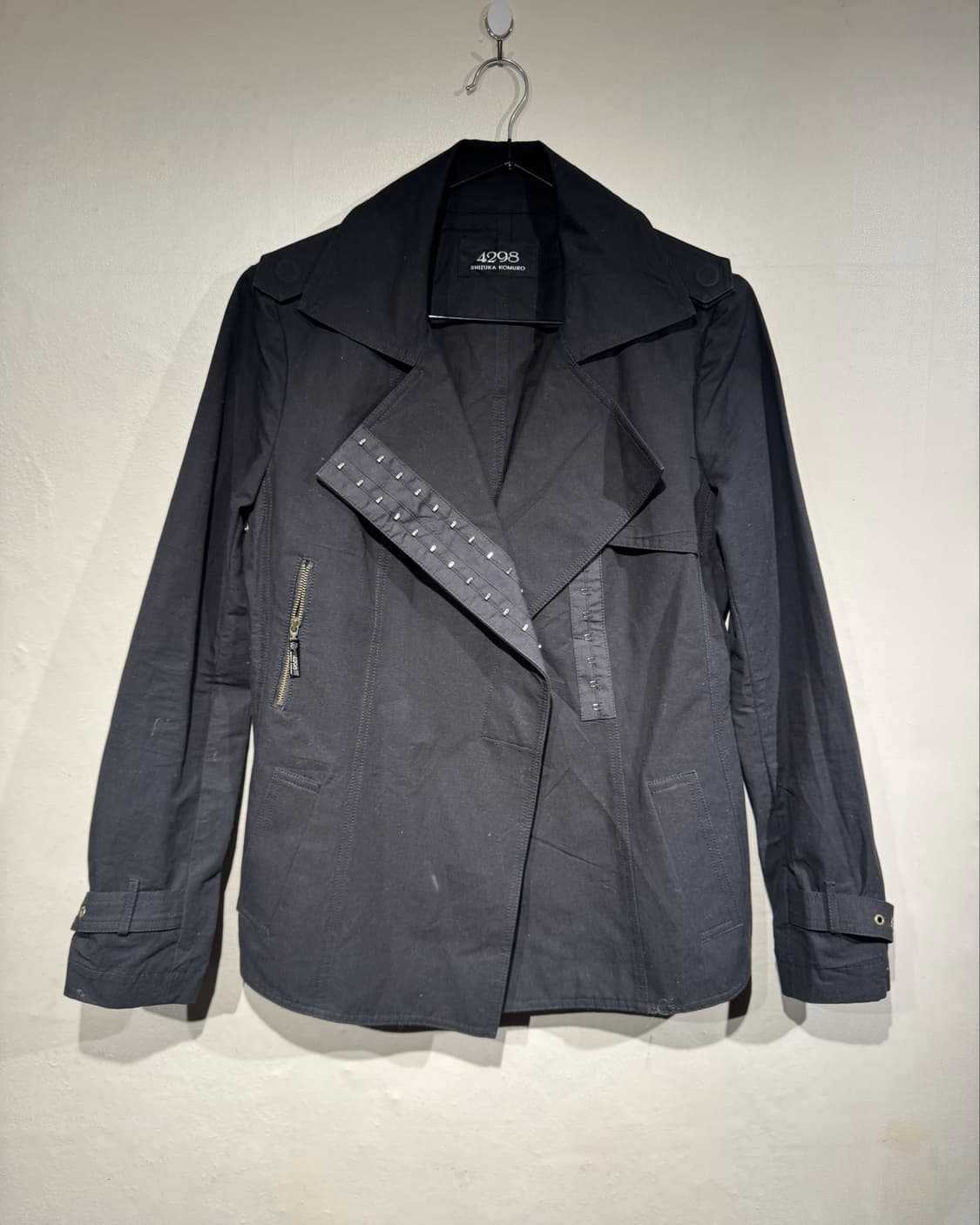 “4298“ Hook detail black jacket  상품이미지1