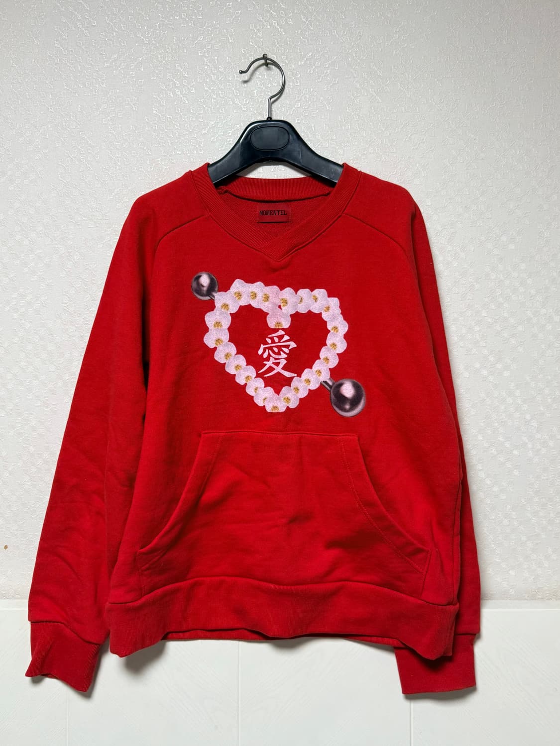 모멘텔 러브피어싱 맨투맨 상품이미지6