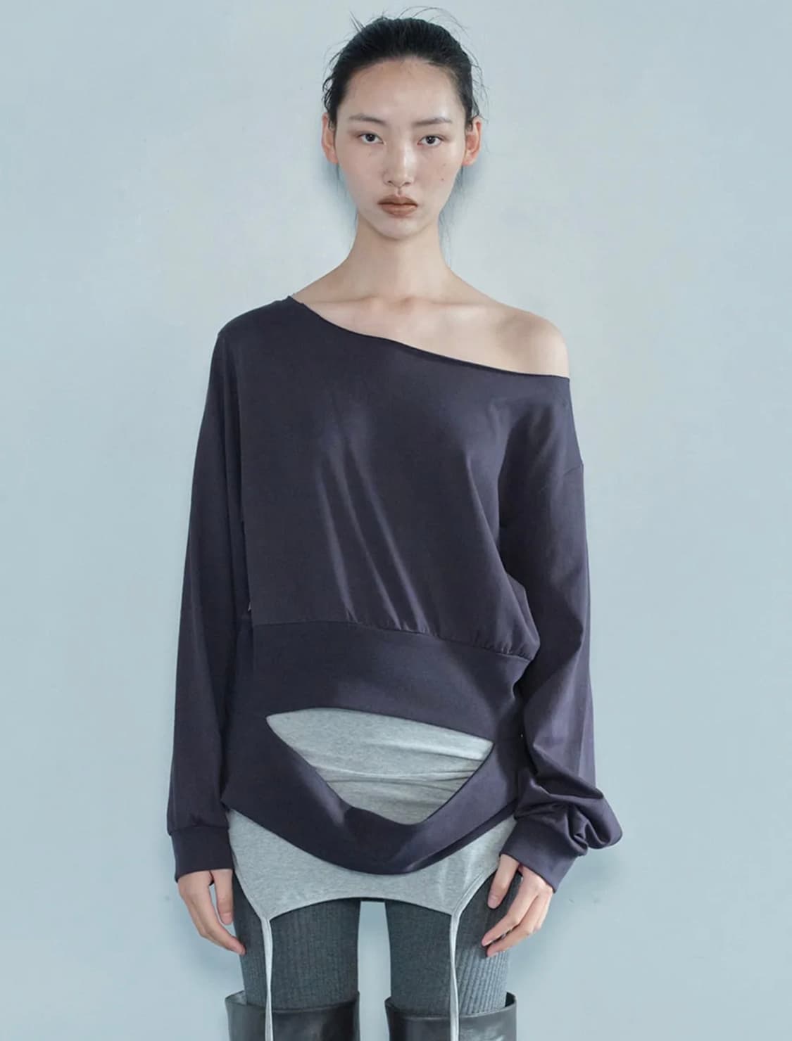 세릭 ONE SHOULDER CUT-OFF TOP / NAVY 상품이미지1