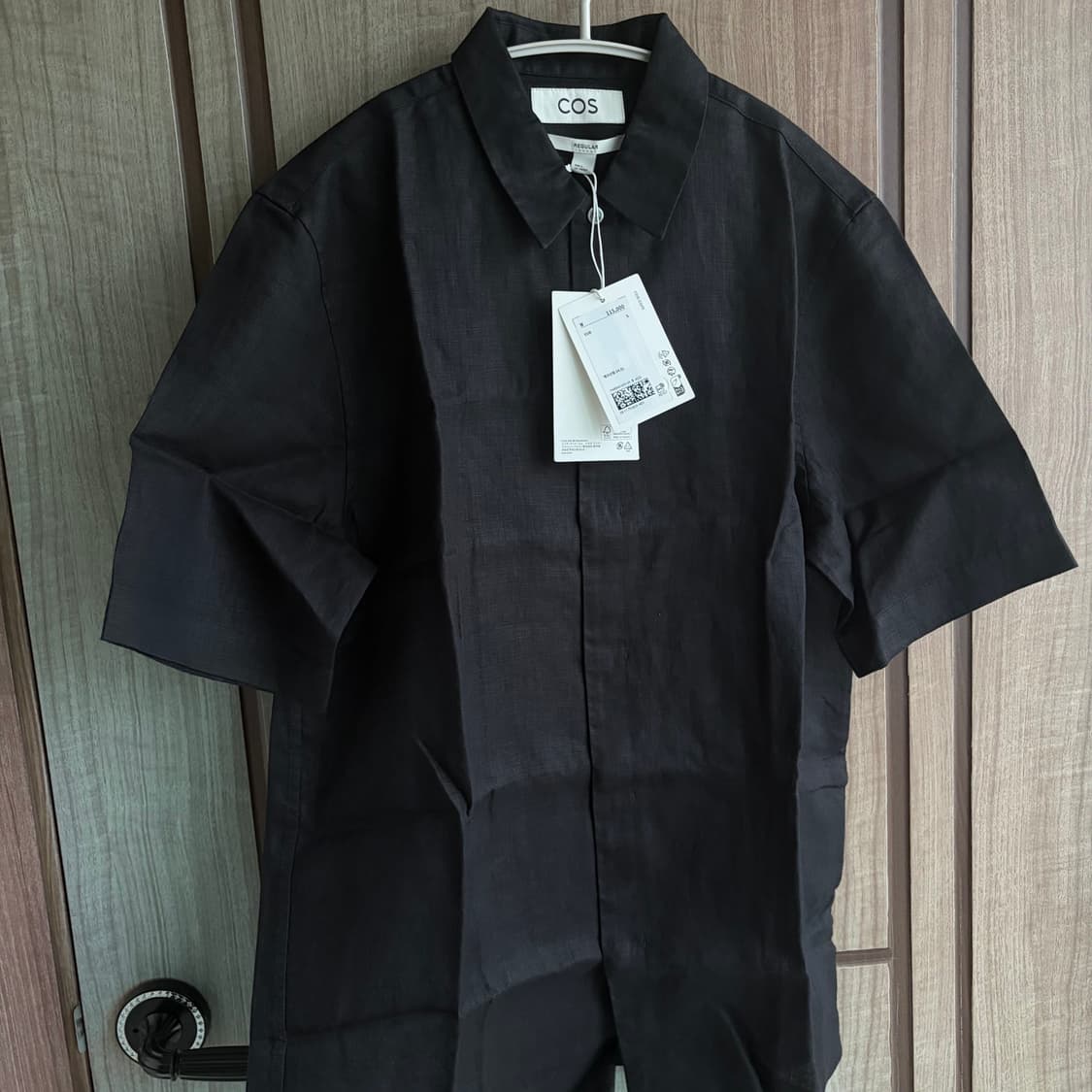 [새상품]코스 COS 리사이클 린넨 오버사이즈 반팔셔츠 블랙 상품이미지1