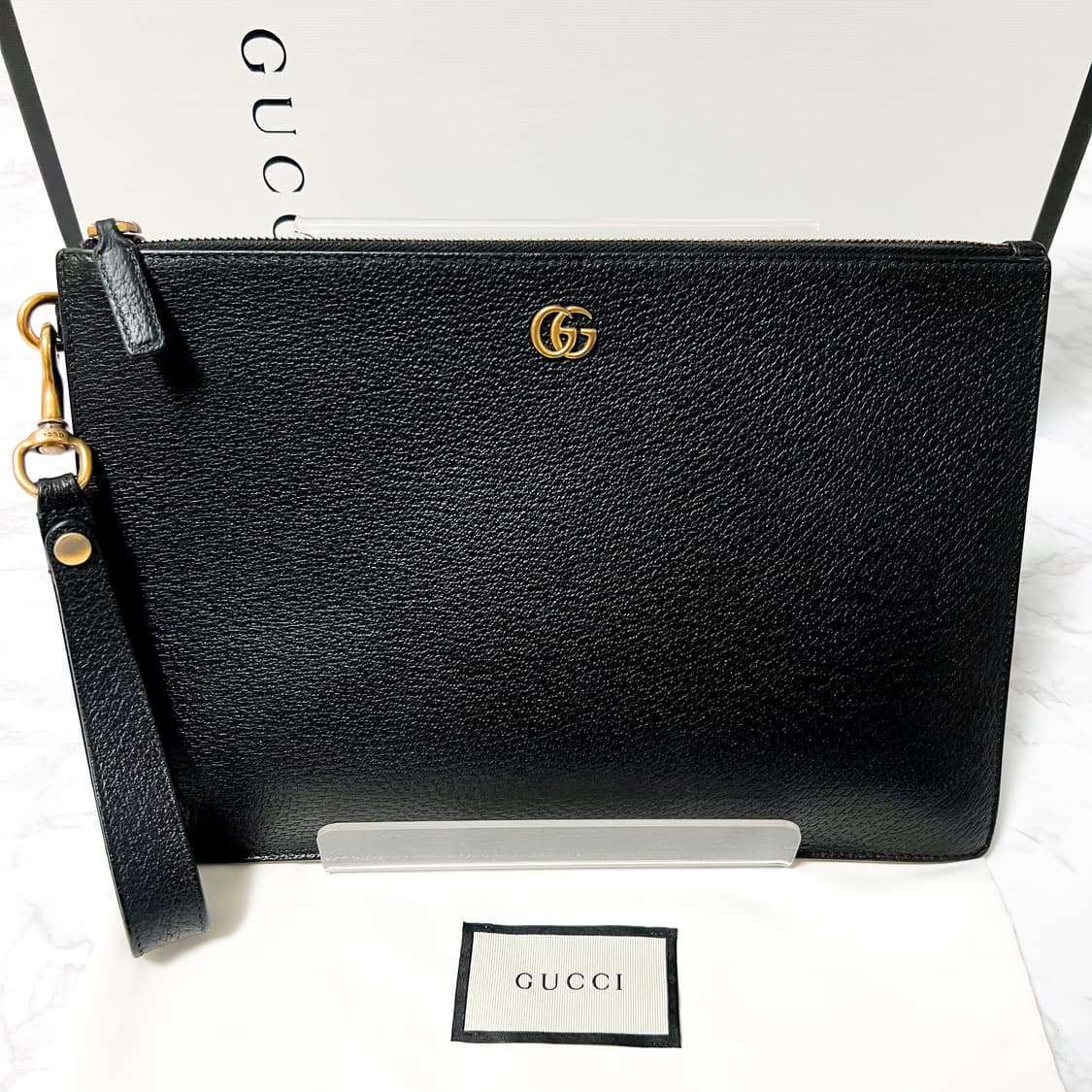 구찌 GG 마몬트 스트랩 클러치 상품이미지1