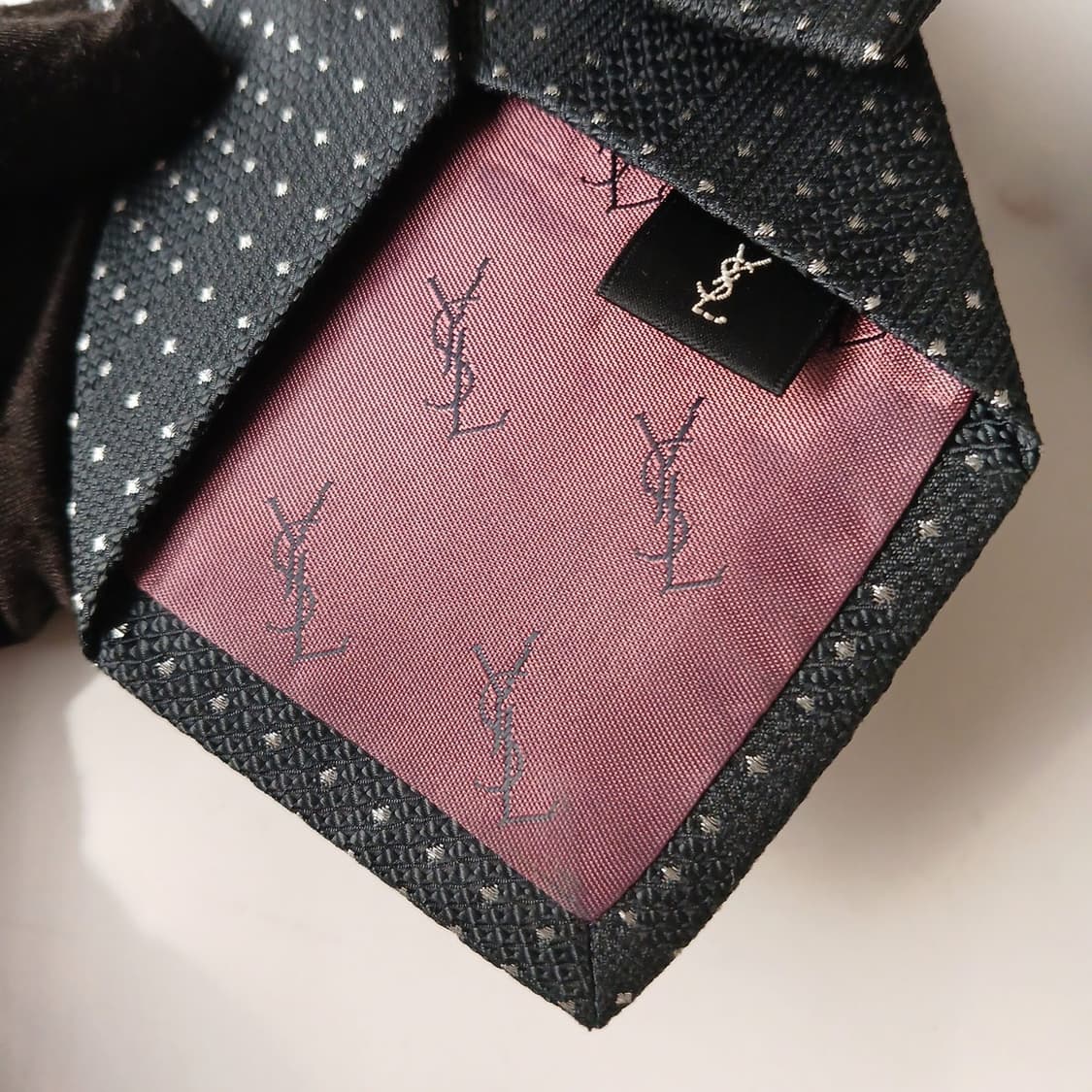 입생로랑 넥타이 블랙 자수 도트 패턴 9.4cm A+~A등급 A19873 상품이미지9