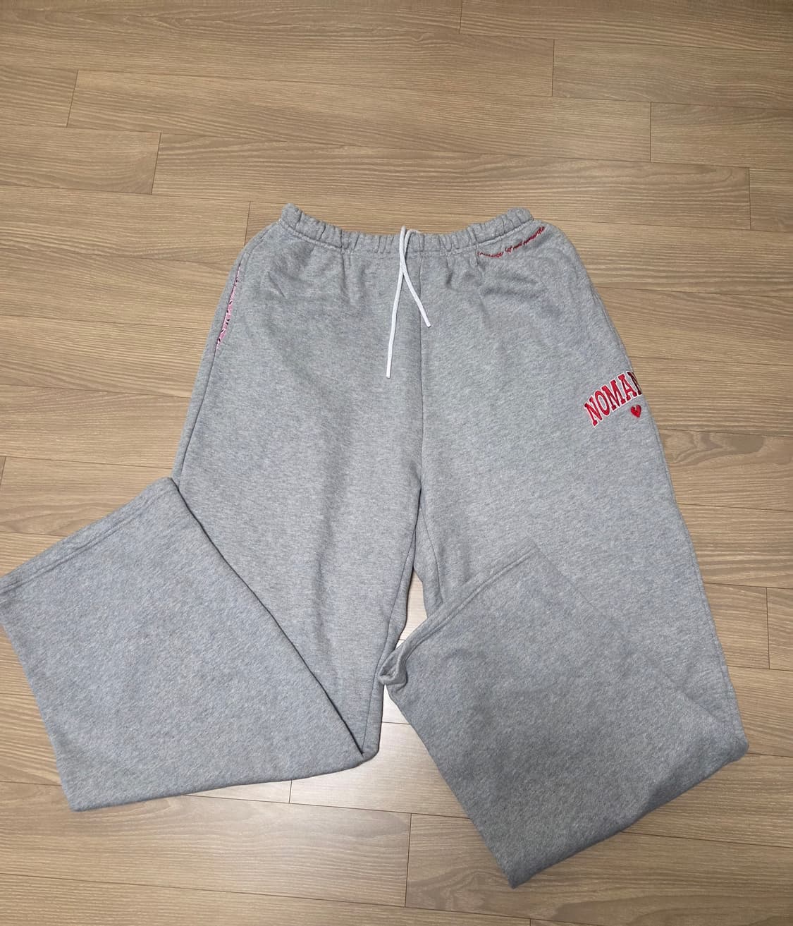 노맨틱 헤비 웨이트 유니크 포켓 디테일 저지 팬 츠 그레이 상품이미지6