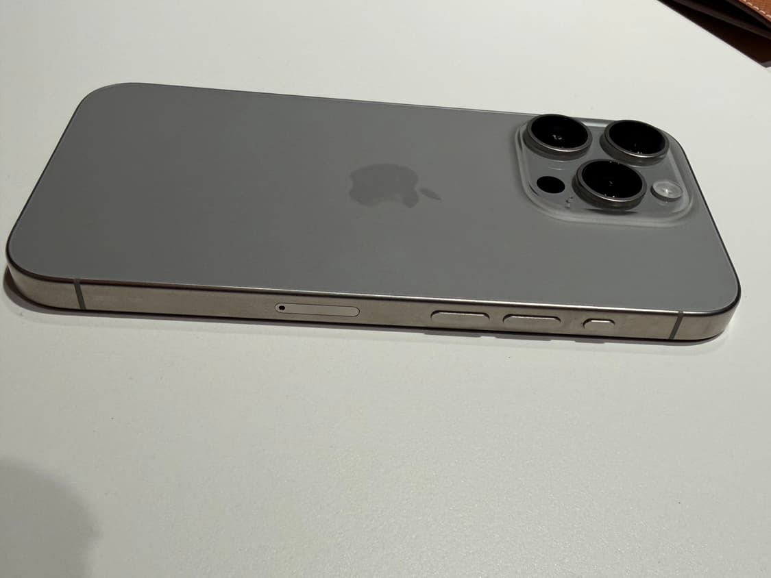 아이폰 15프로 512기가 상품이미지2