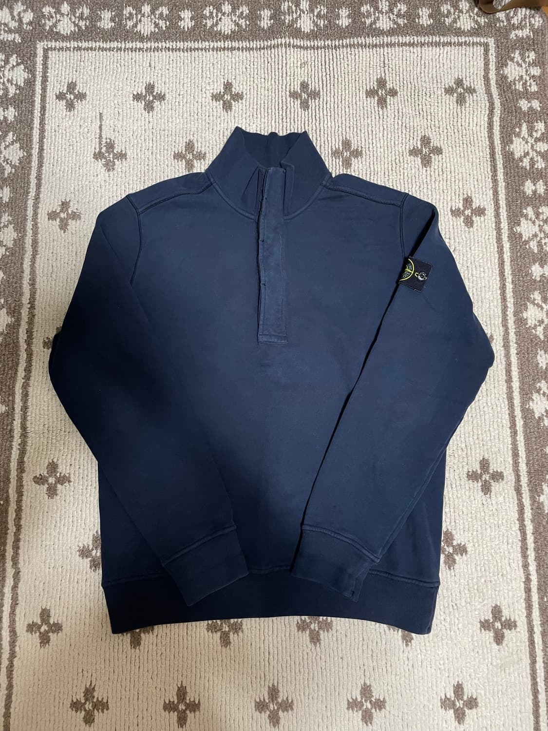 스톤아일랜드 반집업 맨투맨 상품이미지1