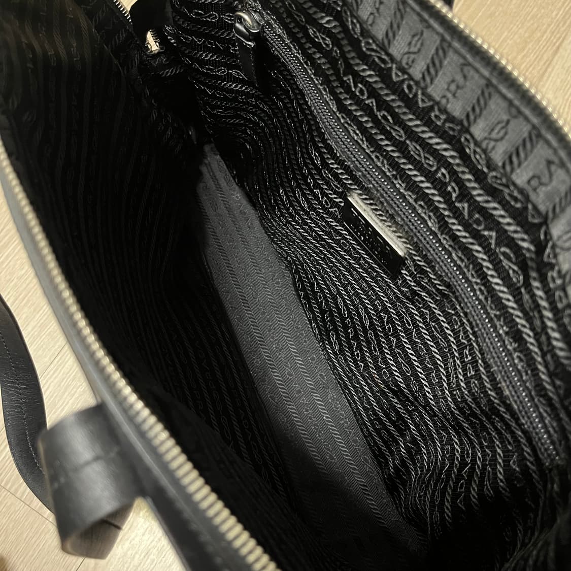 프라다 울 핸드백  상품이미지5