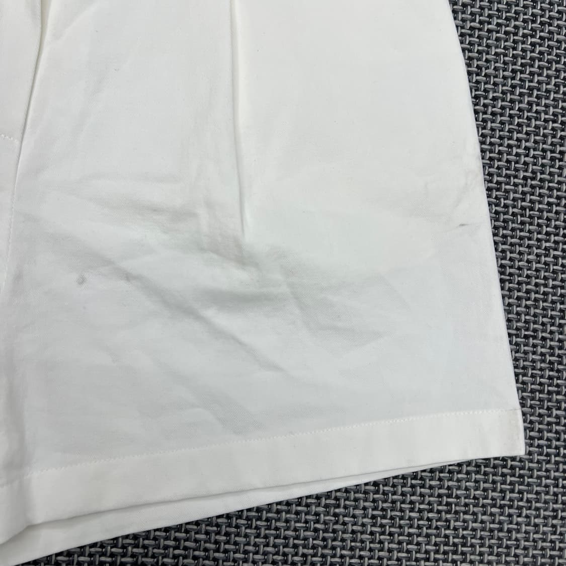 틸아이다이 화이트 숏팬츠 상품이미지4