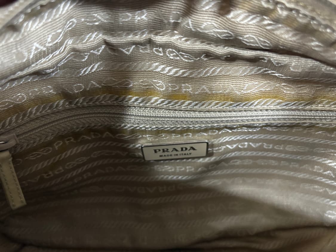 프라다 포코노 나일론 크로스백 상품이미지10